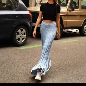 FREE PEOPLE Gold Coast Knit Bottled Blue Maxi Skirt Size Medium